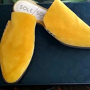 NWOT Sole Society mules 7.5